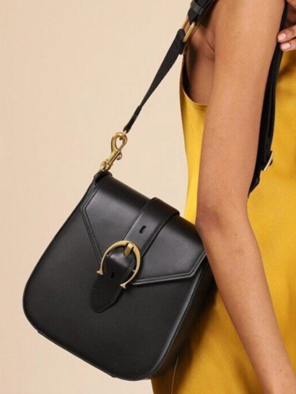 NWT ETIENNE AIGNER Mia Leather Flap Shoulder Bag With Signature Hardware